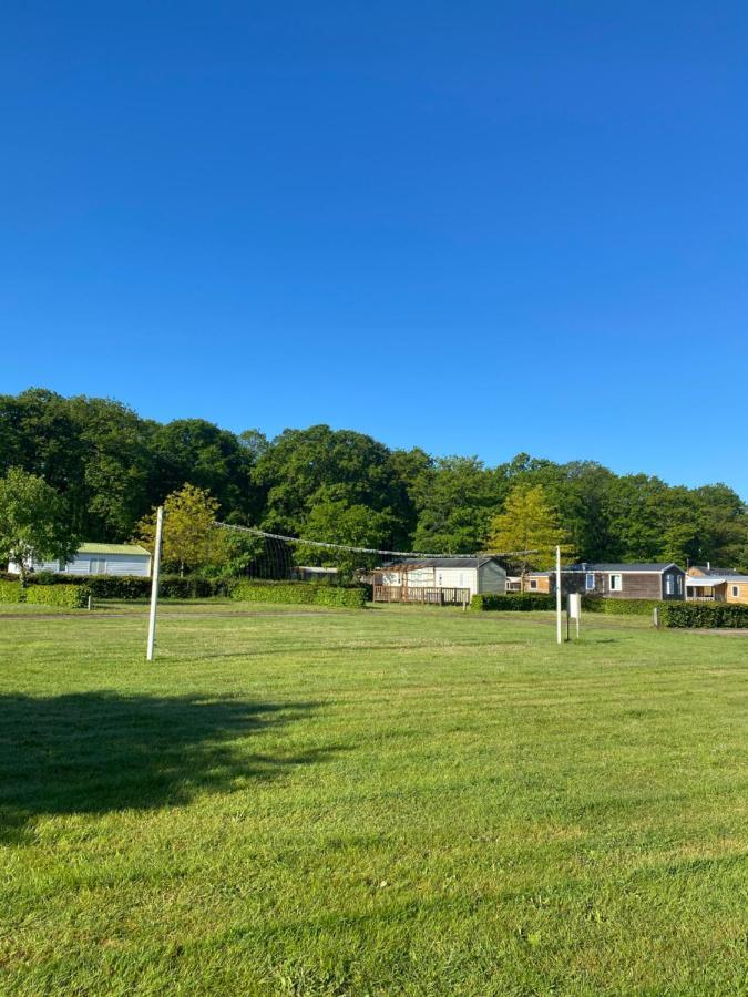 Camping De La Foret Seasonova Sillé-le-Guillaume Exterior photo