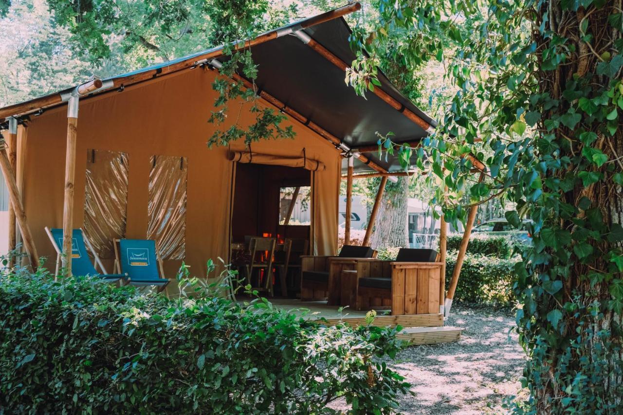 Camping De La Foret Seasonova Sillé-le-Guillaume Exterior photo