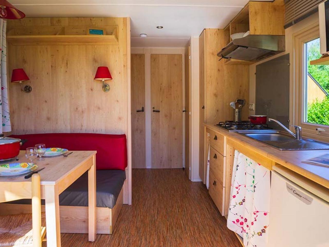 Camping De La Foret Seasonova Sillé-le-Guillaume Exterior photo